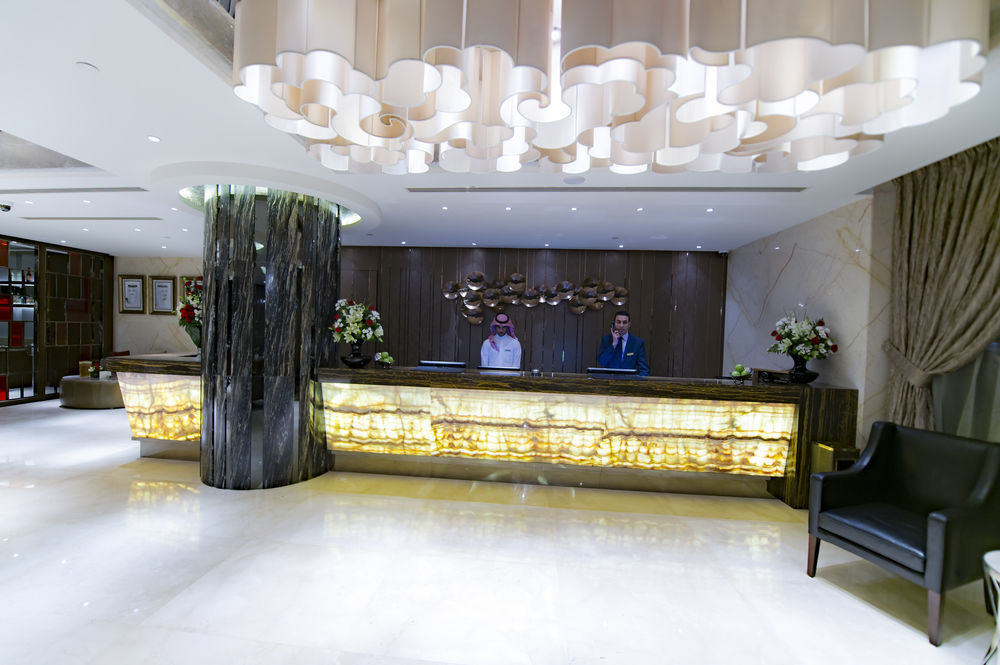 利雅得奥拉亚布莱拉酒店 利雅德 外观 照片